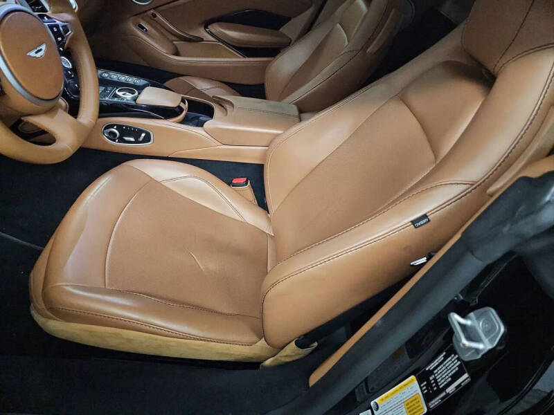 2019 Aston Martin Vantage