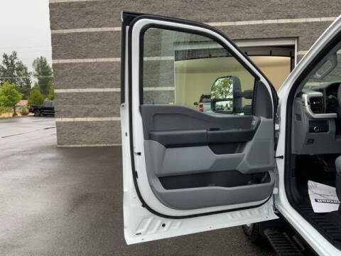 2025 Ford F-350 Super Duty XL