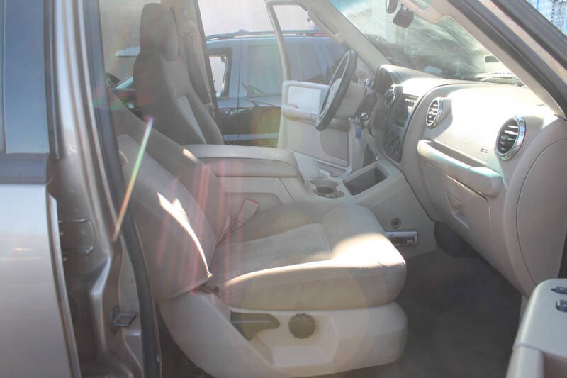 2003 Ford Expedition XLT