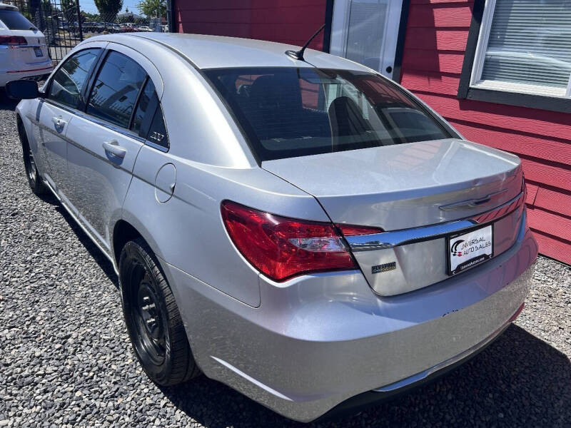 2012 Chrysler 200 LX