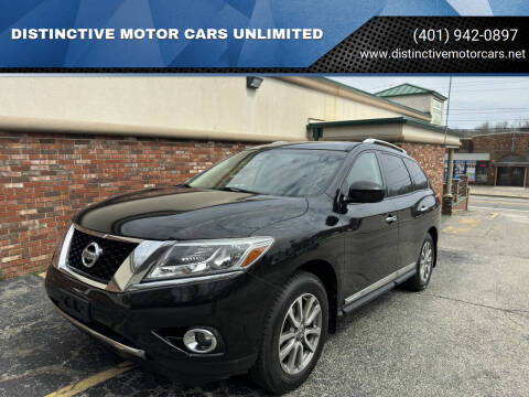 2015 Nissan Pathfinder for sale at DISTINCTIVE MOTOR CARS UNLIMITED in Johnston RI