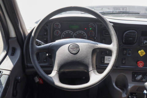 2016 Freightliner 114 SD