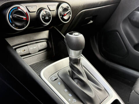 2022 Hyundai Venue SE