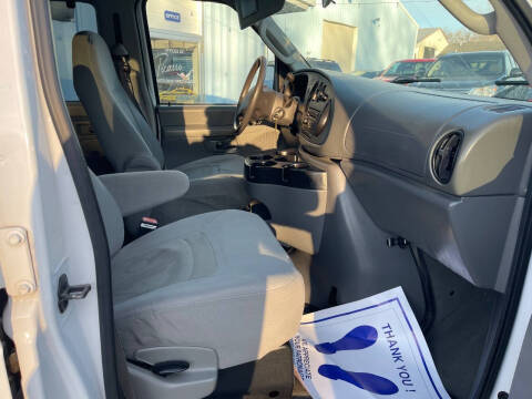 2007 Ford E-Series E-350 SD XLT