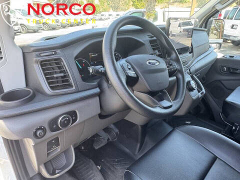 2023 Ford E-Transit 350