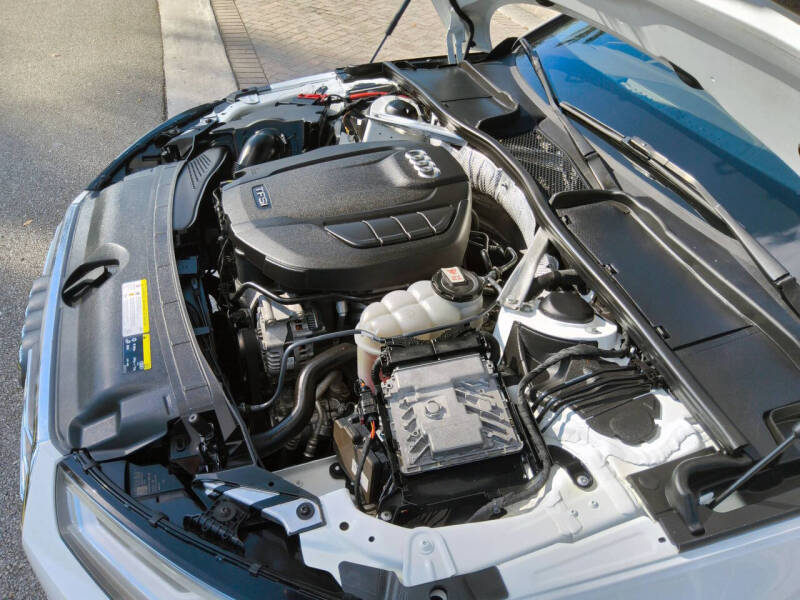 2017 Audi A4 2.0T Premium Plus