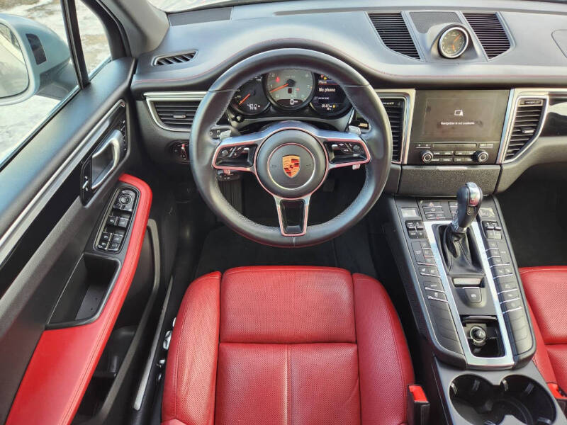 2018 Porsche Macan S