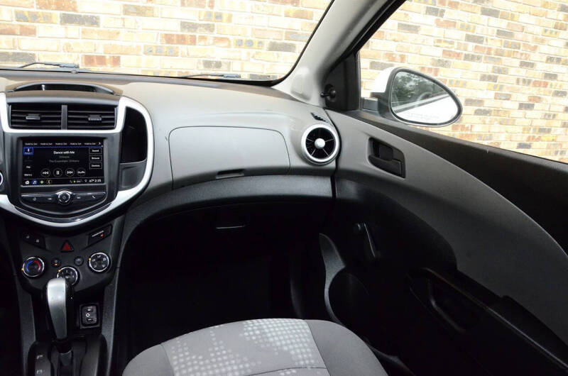 2019 Chevrolet Sonic LT Auto Fleet