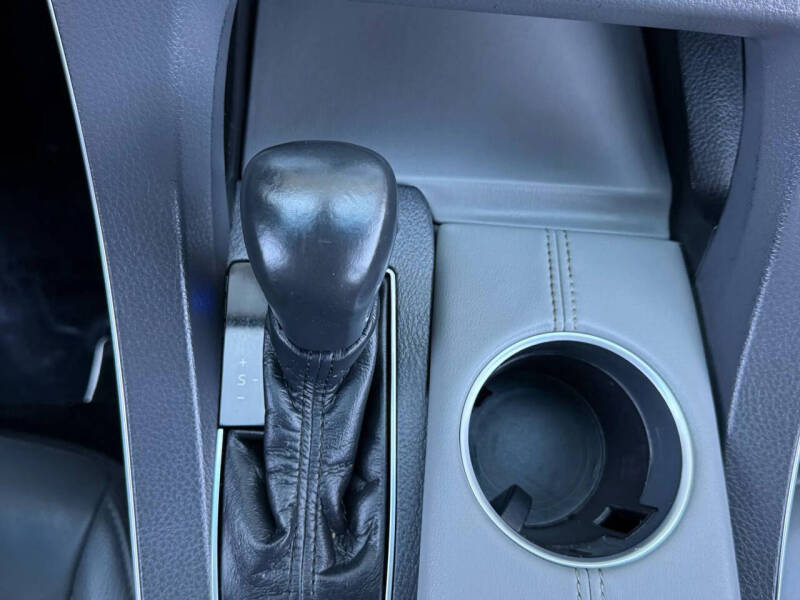 2021 Toyota Avalon XLE