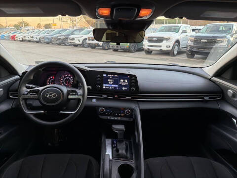 2023 Hyundai Elantra