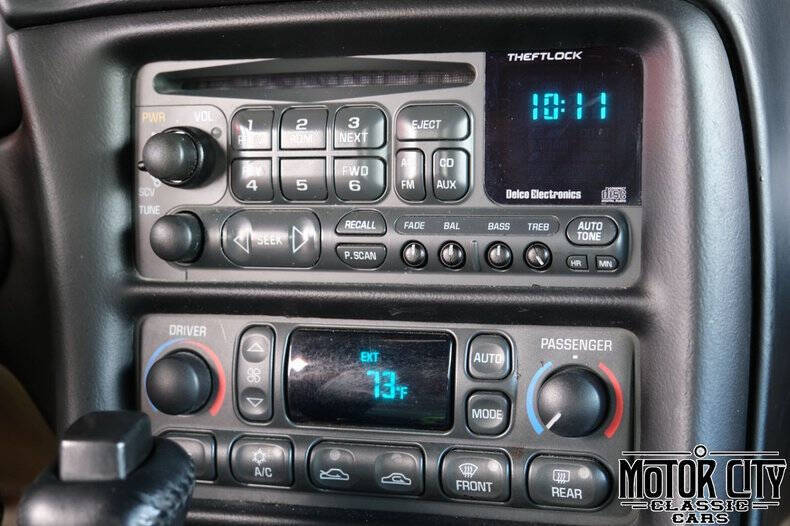 2004 Chevrolet Corvette