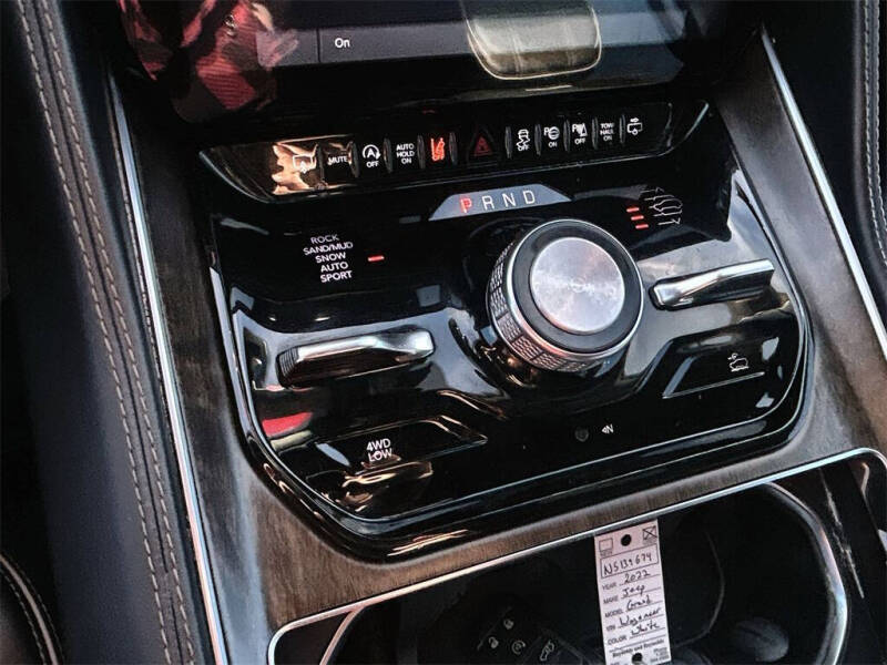 2022 Jeep Grand Wagoneer Series II