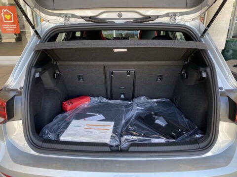 2025 Volkswagen Golf GTI Autobahn