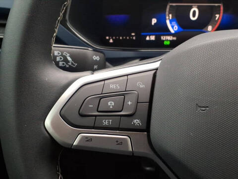 2023 Volkswagen Taos SE 4Motion