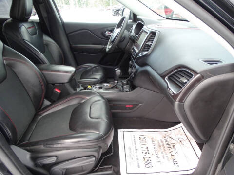 2022 Jeep Cherokee Trailhawk