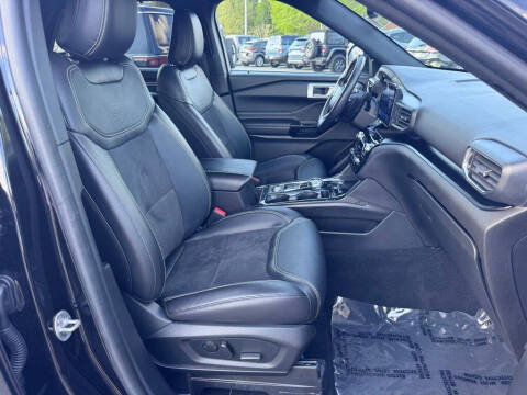 2022 Ford Explorer ST