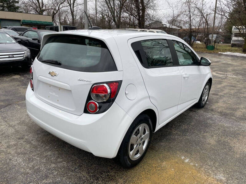 2016 Chevrolet Sonic LS Auto