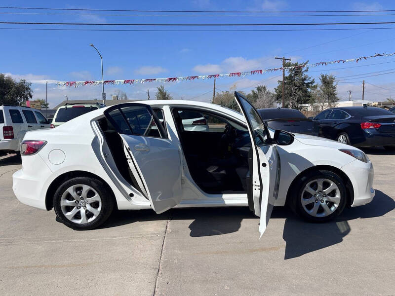 2013 Mazda MAZDA3 i SV