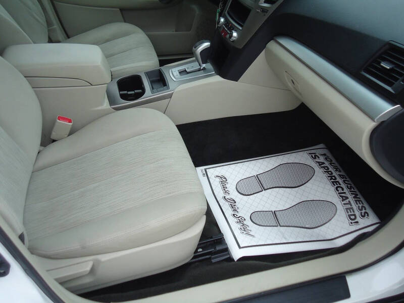 2014 Subaru Outback 2.5i