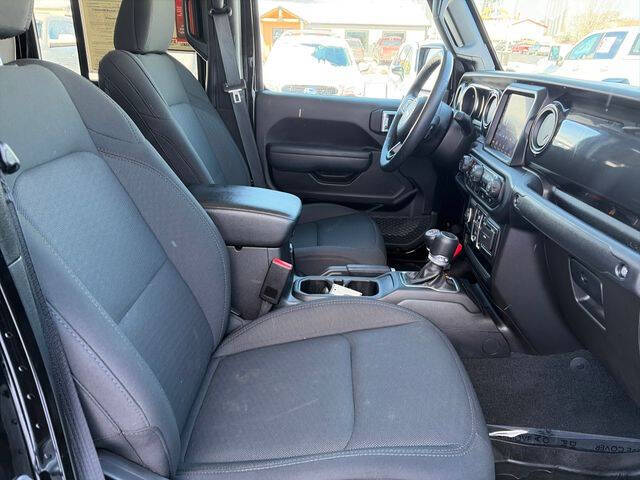 2022 Jeep Gladiator Altitude