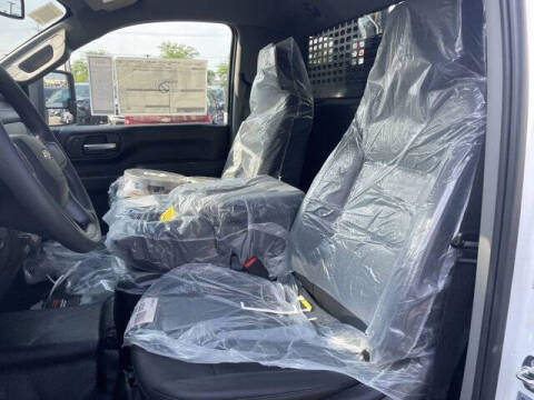 2025 Chevrolet Silverado 3500HD CC