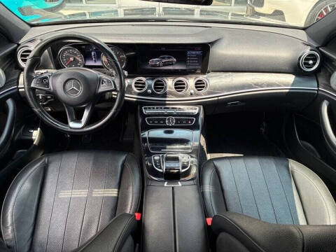 2017 Mercedes-Benz E-Class E 300 4MATIC