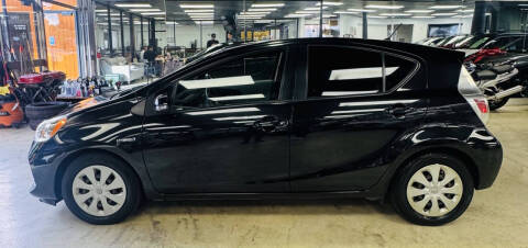 2014 Toyota Prius c Three