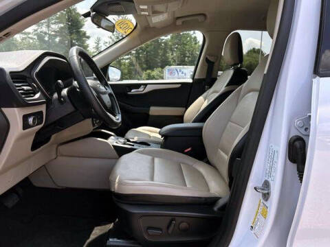 2020 Ford Escape SEL