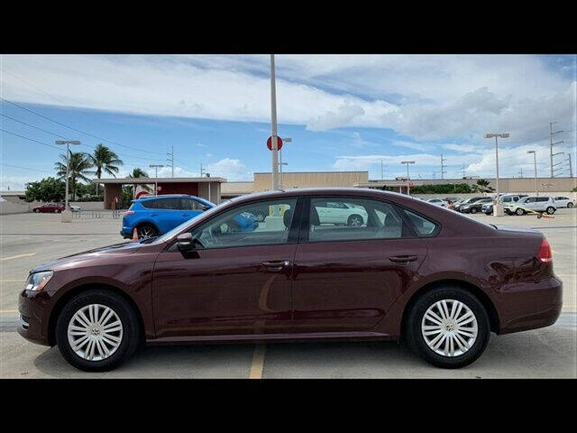2014 Volkswagen Passat 1.8T S PZEV