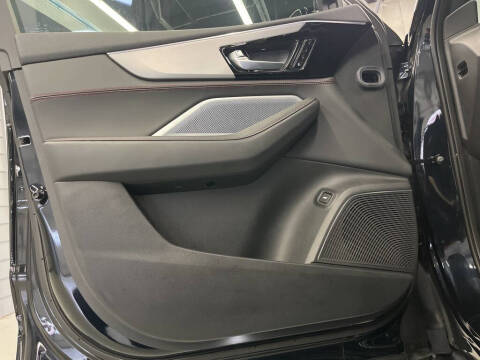 2025 Acura MDX SH-AWD w/A-SPEC