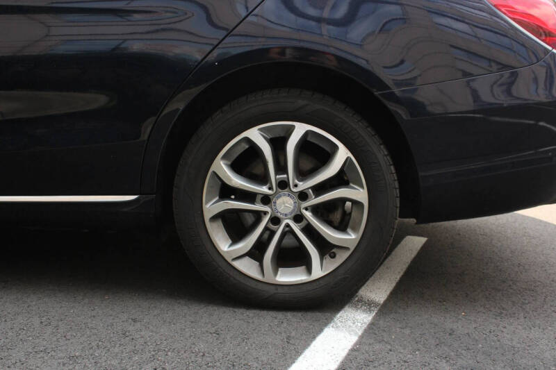 2017 Mercedes-Benz C-Class