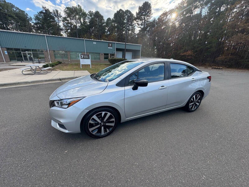 2022 Nissan Versa SR
