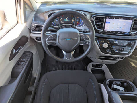 2021 Chrysler Pacifica Hybrid Touring