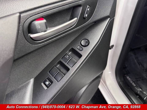 2013 Mazda MAZDA3 i Touring