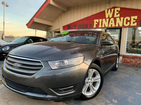 2016 Ford Taurus SEL