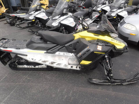 2022 Ski-Doo Renegade® Sport Rotax