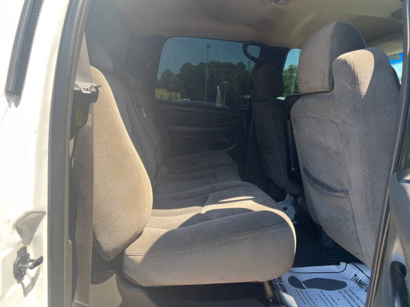 2004 GMC Sierra 2500HD