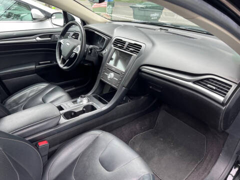 2017 Ford Fusion Titanium