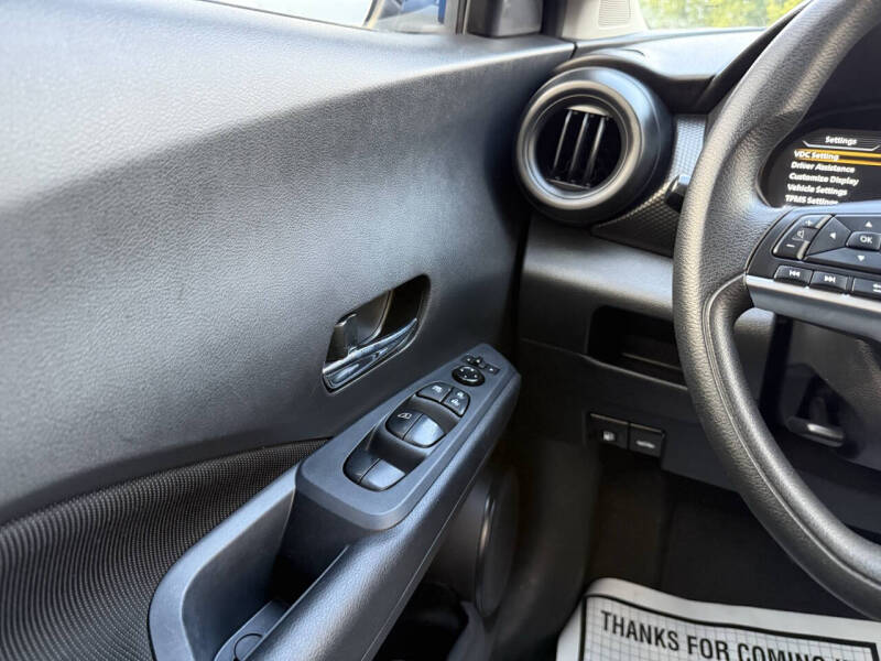 2022 Nissan Kicks SV