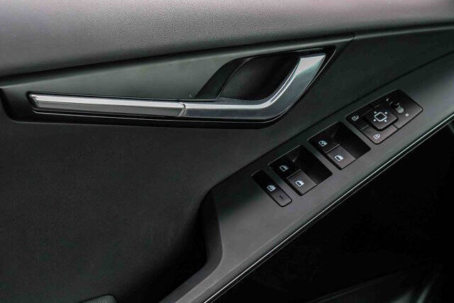 2024 Kia Niro EV Wind