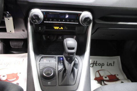 2021 Toyota RAV4 Hybrid LE