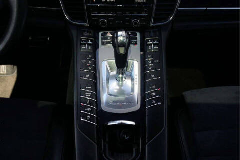 2013 Porsche Panamera GTS