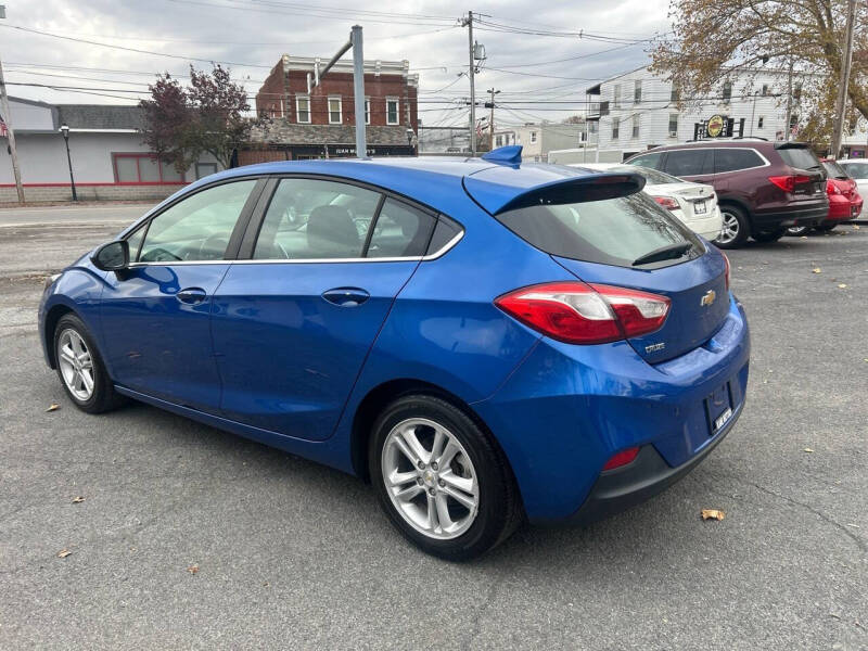 2017 Chevrolet Cruze LT Auto