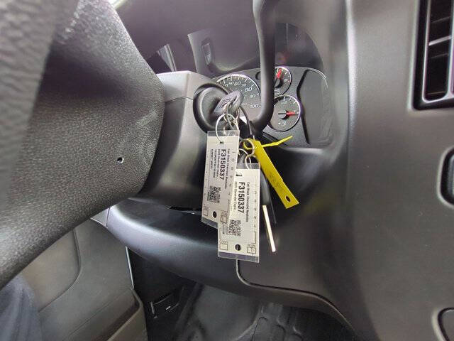 2025 Chevrolet Express 2500