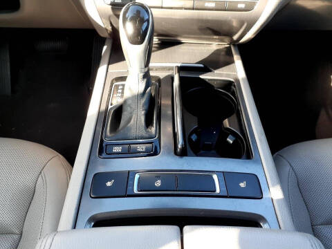 2017 Genesis G80 3.8