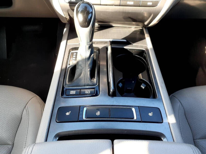 2017 Genesis G80 3.8