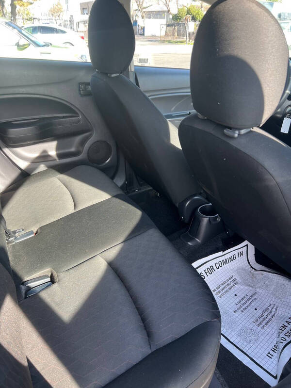 2021 Mitsubishi Mirage ES