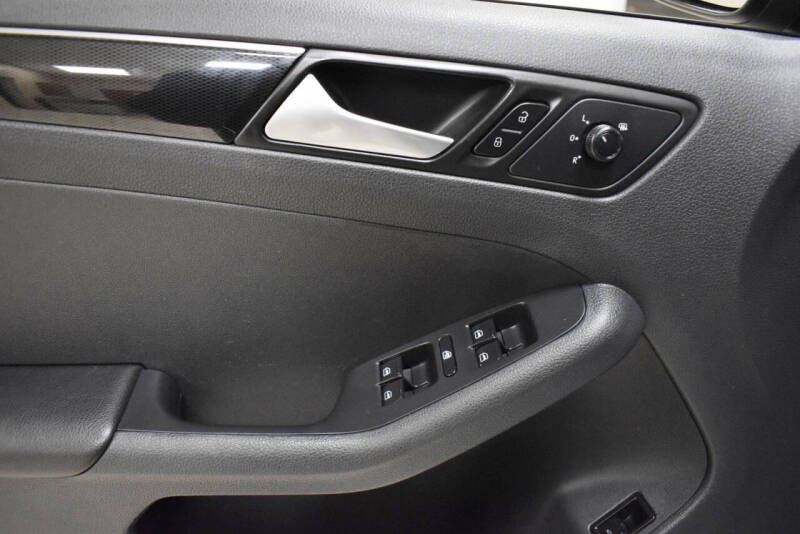 2018 Volkswagen Jetta 1.8T SE Sport