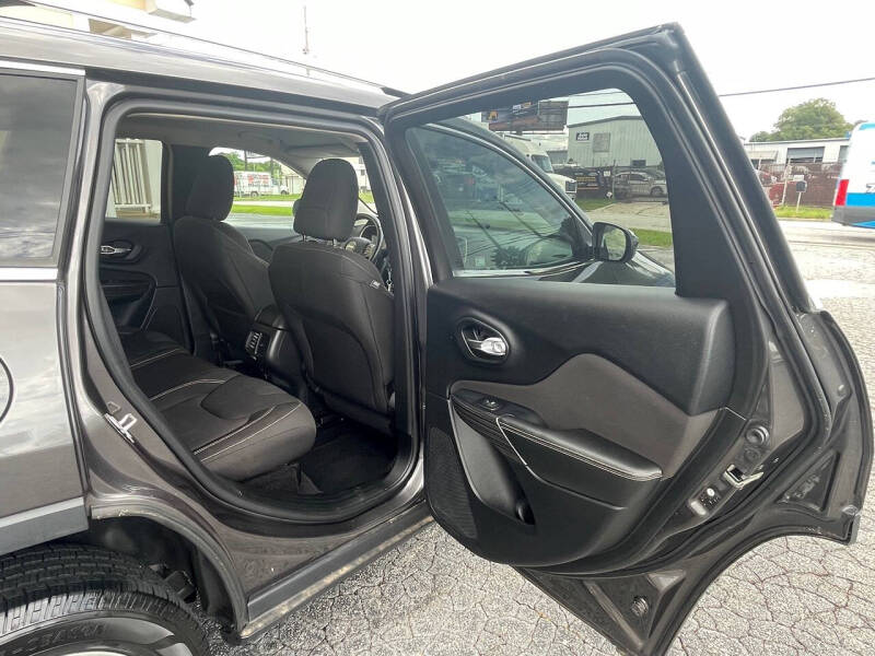 2017 Jeep Cherokee Latitude