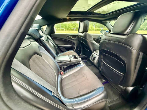 2015 Chrysler 200 S